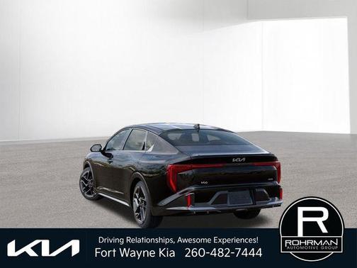 Aurora Black Pearl 2026 Kia K4 GT-LINE