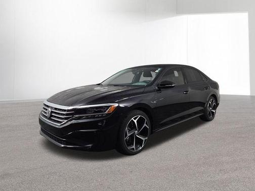 2021 Volkswagen Passat 2.0T R-Line