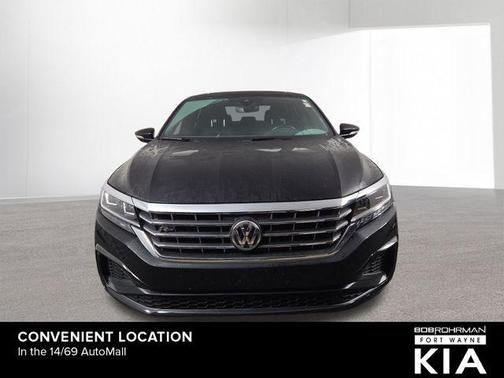2021 Volkswagen Passat 2.0T R-Line