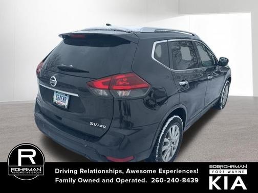 2018 Nissan Rogue SV