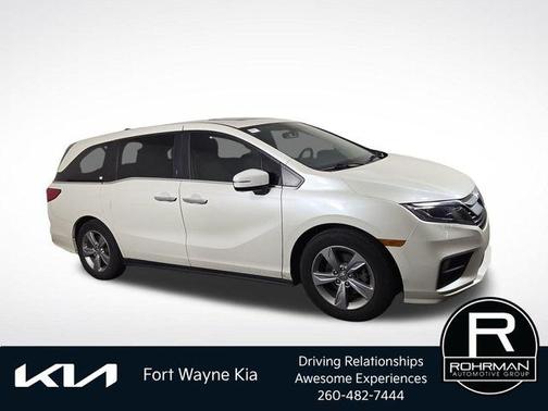 White Diamond Pearl 2019 Honda Odyssey EX-L