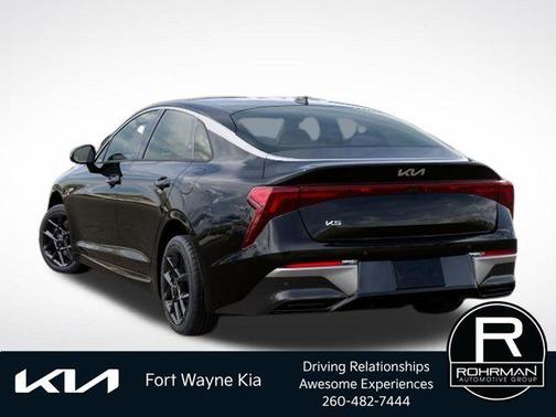 Aurora Black Pearl 2026 Kia K5 LXS
