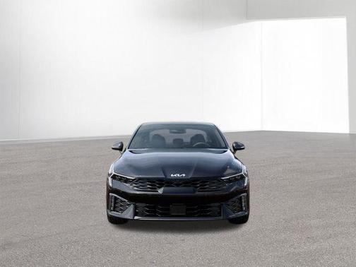 Aurora Black Pearl 2026 Kia K5 GT
