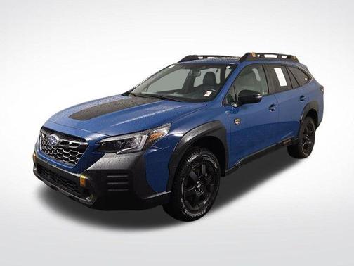 Ice Silver Metallic 2023 Subaru Outback Wilderness