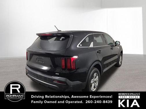 2023 Kia Sorento LX