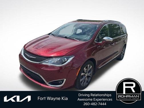 Velvet Red Pearlcoat 2019 Chrysler Pacifica Limited