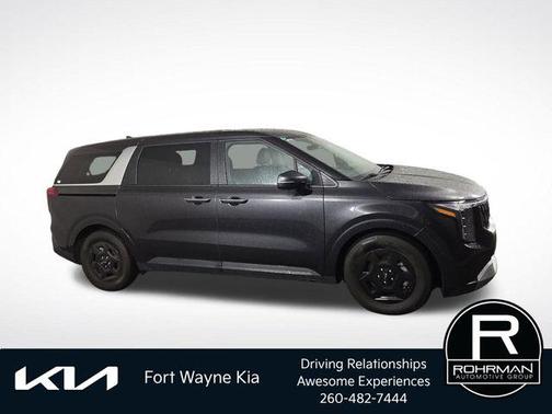Metal 2025 Kia Carnival LXS