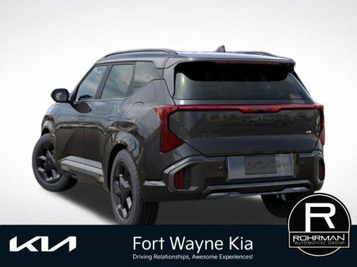 Gray 2027 Kia Seltos X-Line S