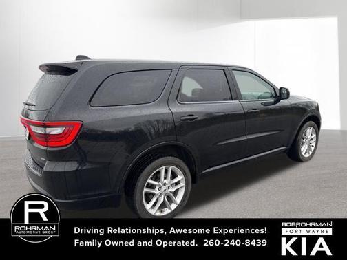 DB Black Crystal Clearcoat 2022 Dodge Durango GT