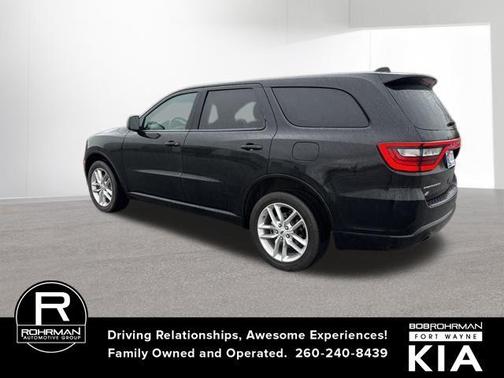 DB Black Crystal Clearcoat 2022 Dodge Durango GT