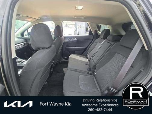 Ebony Black 2026 Kia Sportage LX
