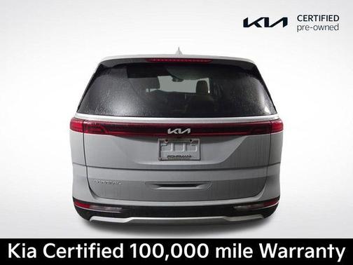 Ceramic Silver 2024 Kia Carnival EX