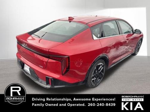 2025 Kia K4 GT-Line