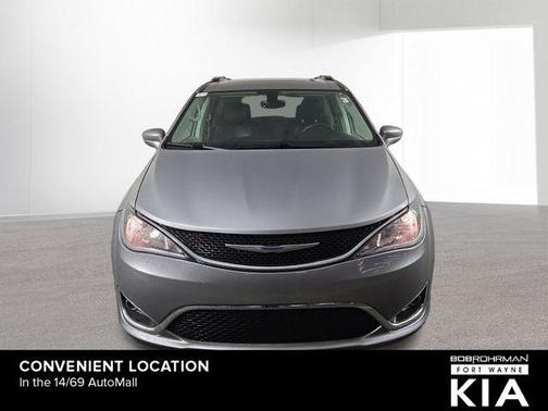 2018 Chrysler Pacifica Touring-L Plus