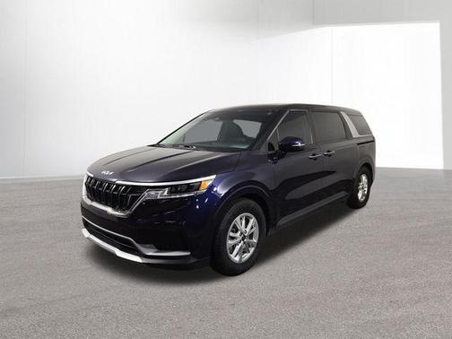 2023 Kia Carnival LX Seat Package
