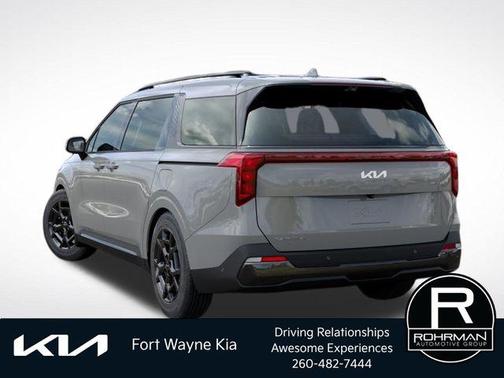 Ceramic Silver 2026 Kia Carnival SX