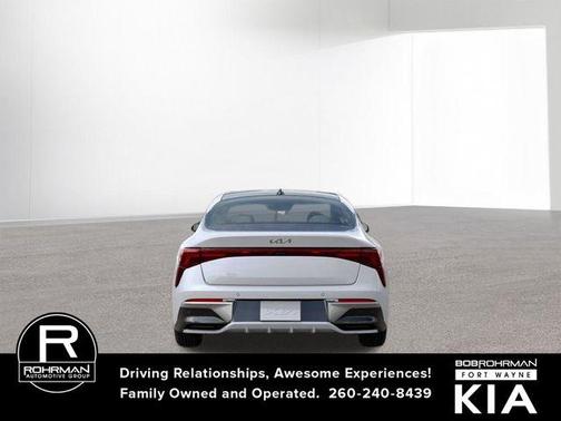 2026 Kia K5 EX