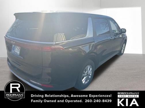 2022 Kia Carnival LXS