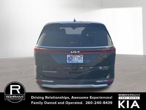 2022 Kia Carnival LXS
