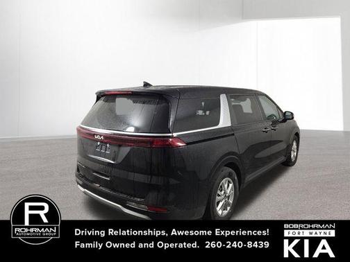 2022 Kia Carnival LXS