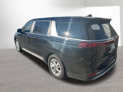 2022 Kia Carnival LXS