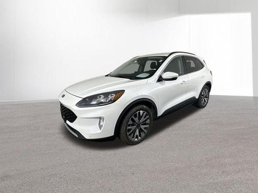 2020 Ford Escape Titanium Hybrid