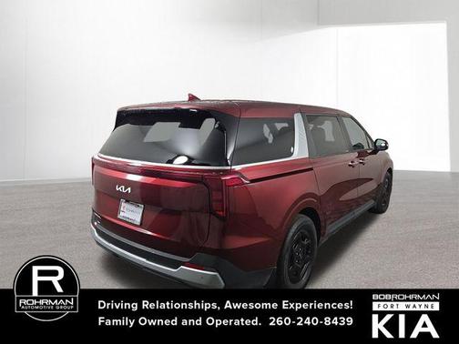2025 Kia Carnival LXS
