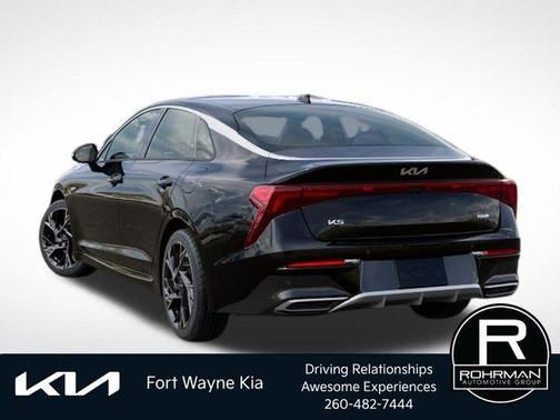 Aurora Black Pearl 2026 Kia K5 GT-Line