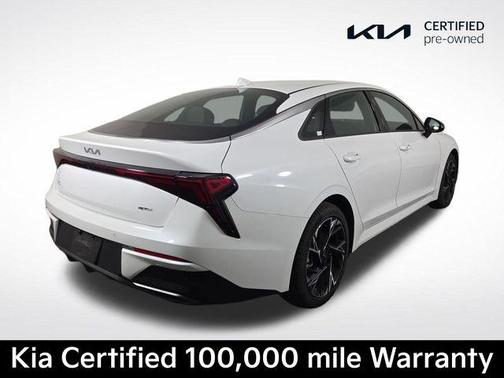Snow White Pearl 2026 Kia K5 GT-Line