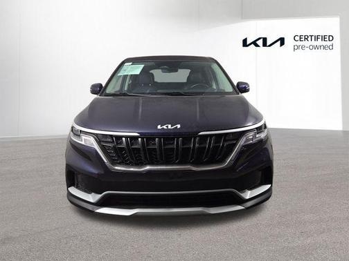 2024 Kia Carnival LX Seat Package