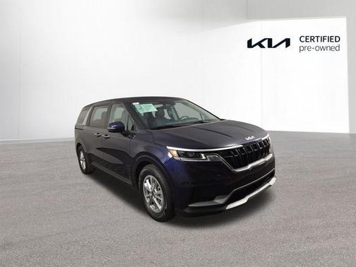 2024 Kia Carnival LX Seat Package