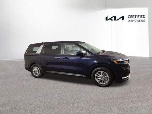 2024 Kia Carnival LX Seat Package