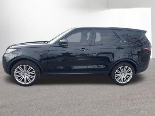 2017 Land Rover Discovery First Edition