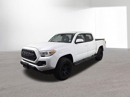 2019 Toyota Tacoma SR