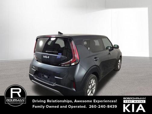 Gravity Gray 2023 Kia Soul LX