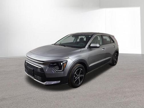 2025 Kia Niro LX