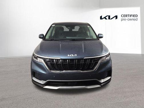 2024 Kia Carnival EX