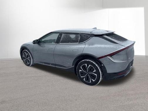 2022 Kia EV6 Wind
