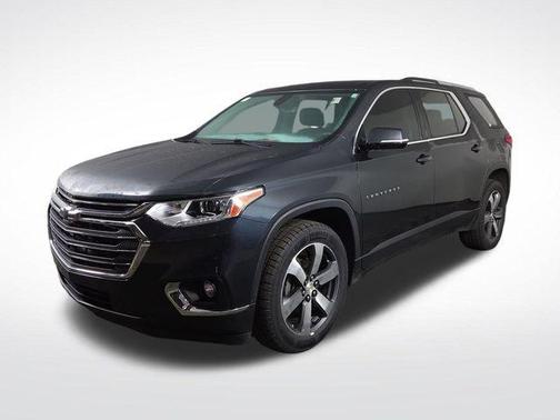 Graphite Metallic 2018 Chevrolet Traverse LT Leather