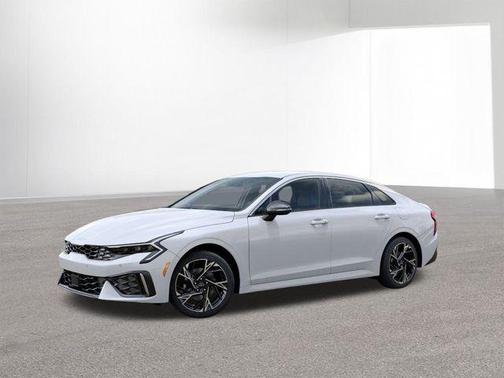 Snow White Pearl 2026 Kia K5 GT-Line