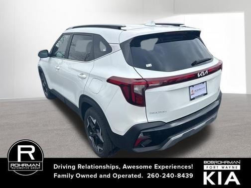 Snow White Pearl 2026 Kia Seltos EX