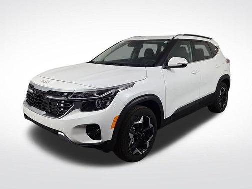 Snow White Pearl 2026 Kia Seltos EX