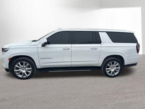 2022 Chevrolet Suburban High Country
