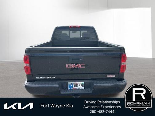 Onyx Black 2014 GMC Sierra 1500 SLT