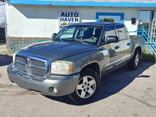 2005 Dodge Dakota Laramie Quad Cab