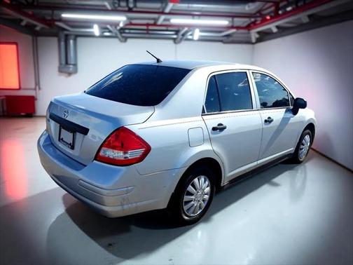 2011 Nissan Versa 1.6