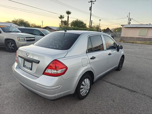 2011 Nissan Versa 1.6