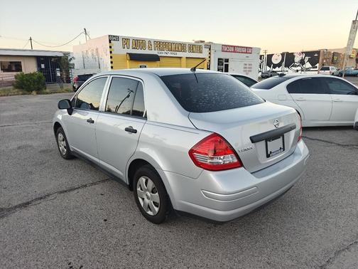 2011 Nissan Versa 1.6