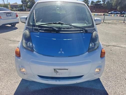 2012 Mitsubishi i-MiEV SE