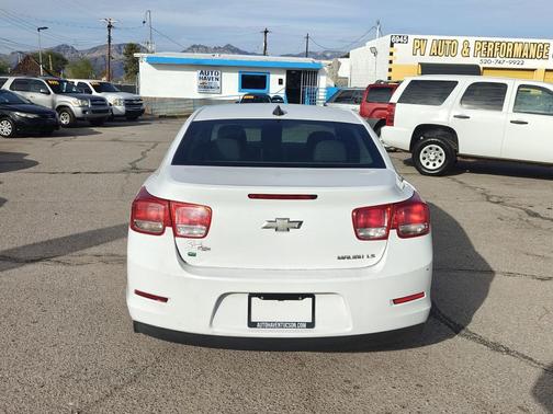 2015 Chevrolet Malibu 1LS